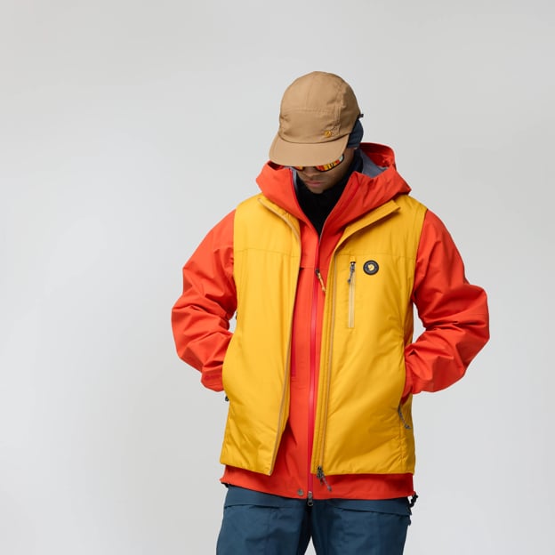 Bergtagen 60 Insulation vest M - Image 3