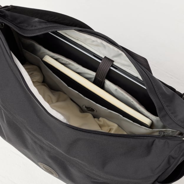 Färden Crossbody - Image 13