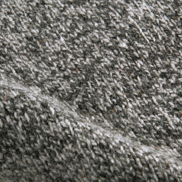 Lada Round-neck Sweater M - Image 6