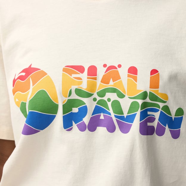 Rainbow T-shirt - Image 13