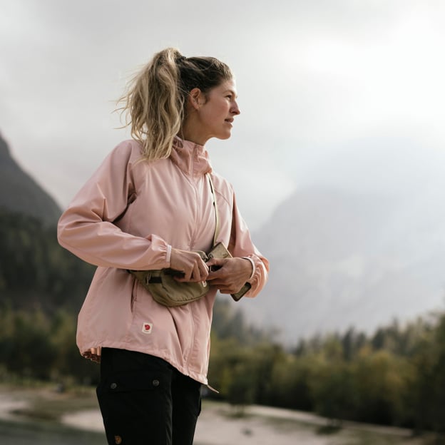 High Coast Wind Hoodie W - Image 19