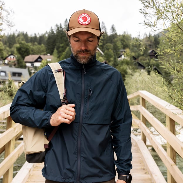 HC Hybrid Wind Jacket M - Image 13